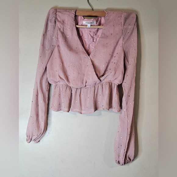 Wild Honey Tops - 🩷❤️Wild Honey Long Sleeve Star Sparkle Blouse Size L💜🩷